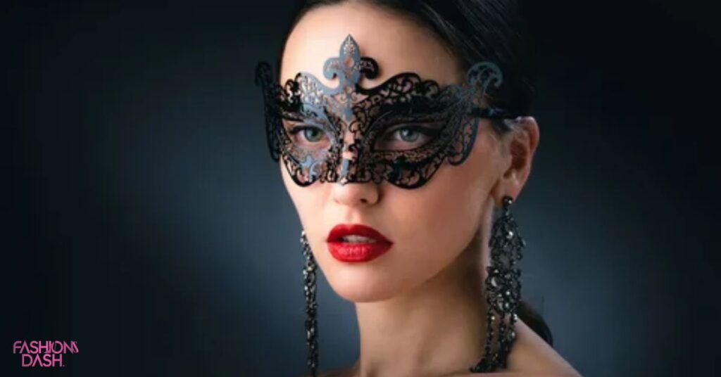 Choosing the Perfect Masquerade Mask